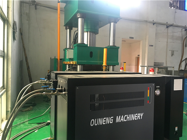 SMC模具加熱油溫機 (19)