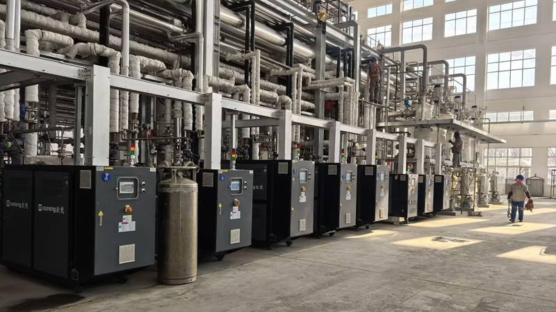 PVC行業控溫選油模溫機還是燃氣模溫機？