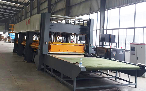 GMT熱壓生產線控溫模溫機