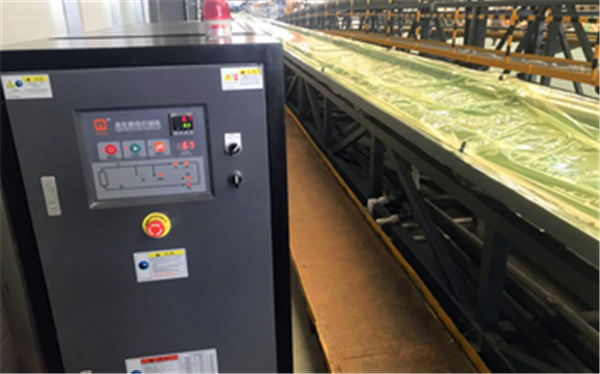 風電葉片成型模溫機